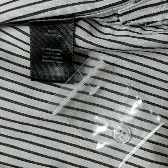 Kendall + Kylie Poplin Cutout Shirt - Size S - NWT - Picture 7 of 8